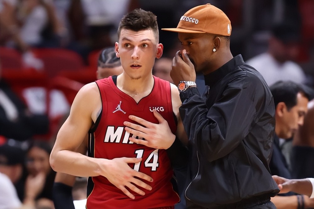 延误与夹击 延误与夹击