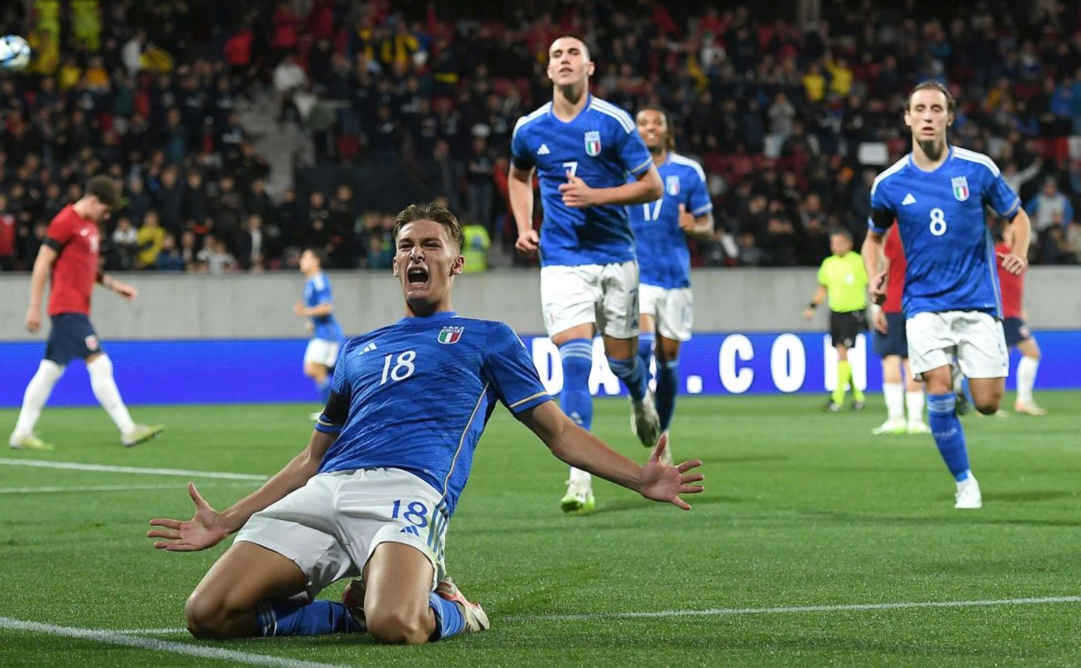 弱侧切入者 弱侧切入者